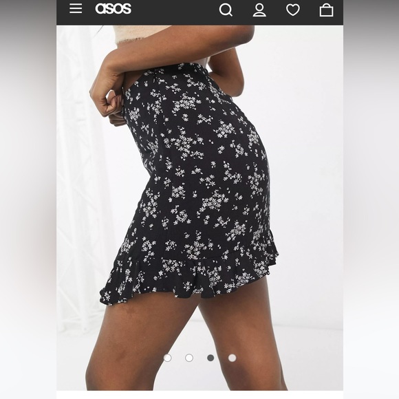 BNWT Ruffle Floral Mini Skirt - Picture 3 of 4